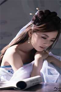 被我影视坛剧神，捧即 手上神出爆款宝藏