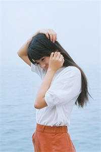 骗我复读，女朋友自己上清北男女主人公