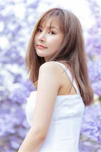 明月已如烟推荐