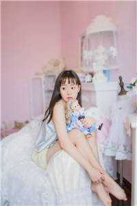 我以明月宴群山无删减全文