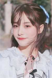 开国产红旗参加同学聚会，劳斯莱斯车主吓疯了好书