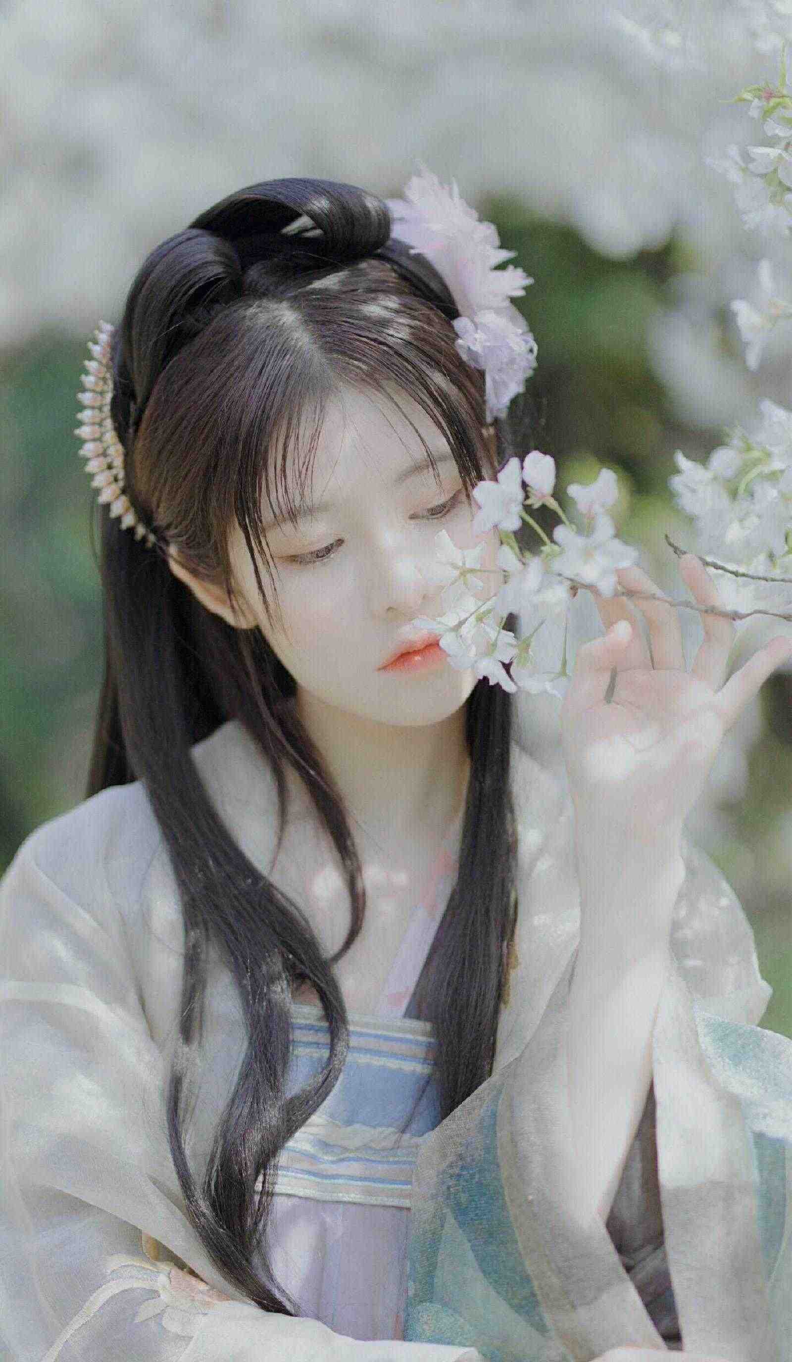 出国后，前妻对我穷追不舍顾迟云云晚晚全集小说在线阅读完结版免费阅读