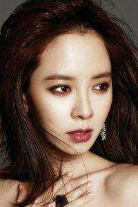 月光洒下离人巷：,谢诚景洛婉雪独家首发谢诚景洛婉雪最新章节笔趣阁小说百度云阅读