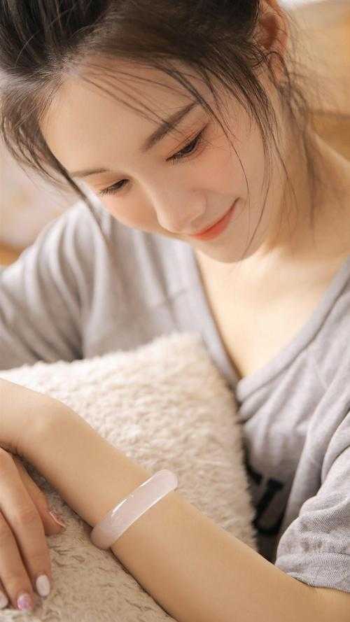 老婆资助的黑皮男生找上门，请我离婚芊月丹尼尔的小说完结版免费阅读